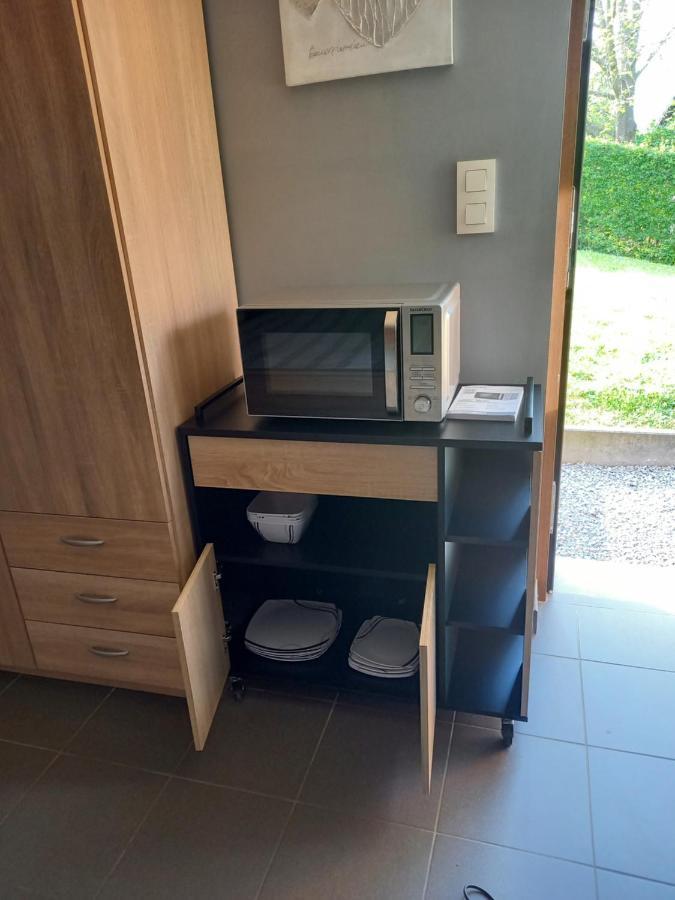 A La Reid Paisible Bed & Breakfast ธูส์ ภายนอก รูปภาพ